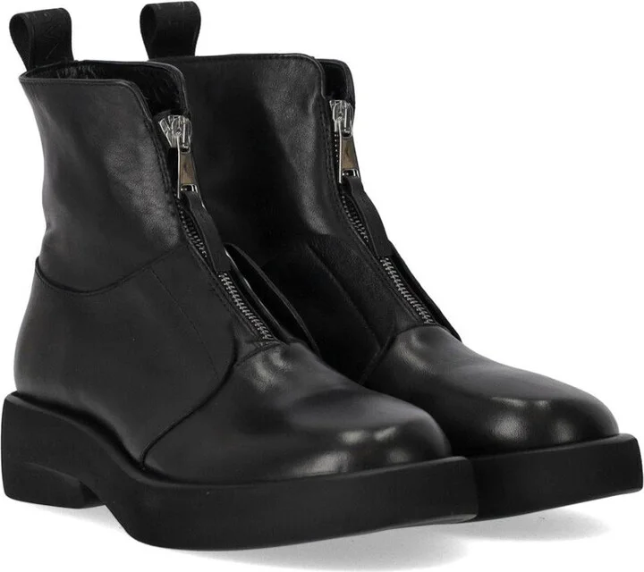 Elena Iachi Black Zipped Ankle Boot - Image 2