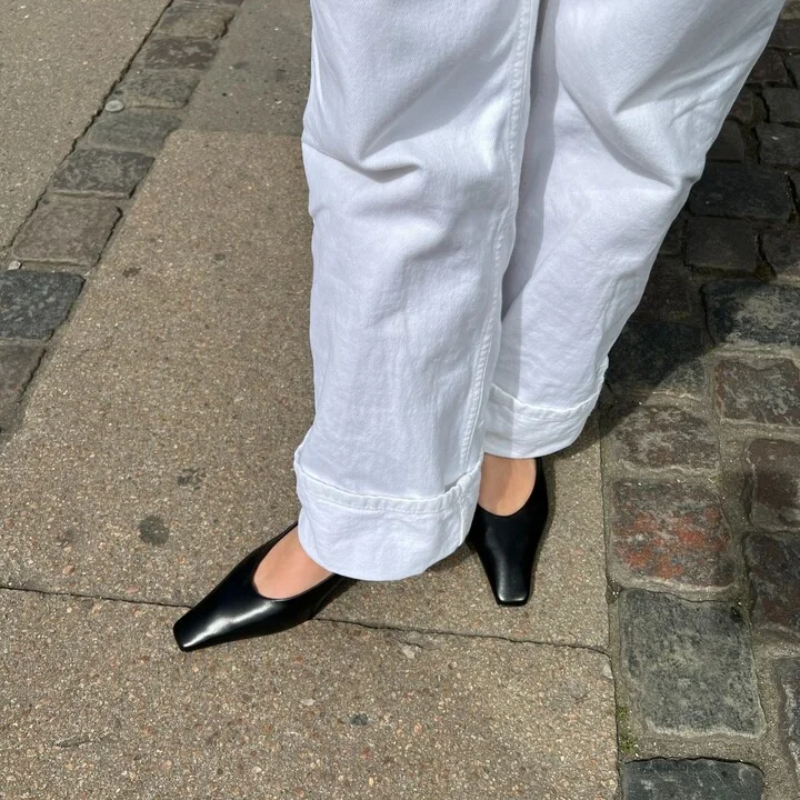 Eleonora Slingback, Black Leather - Image 2