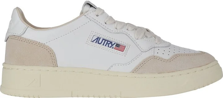 Elevated White Low Sneakers With Textured Finish