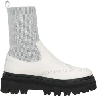Eleventy Woman Ankle boots