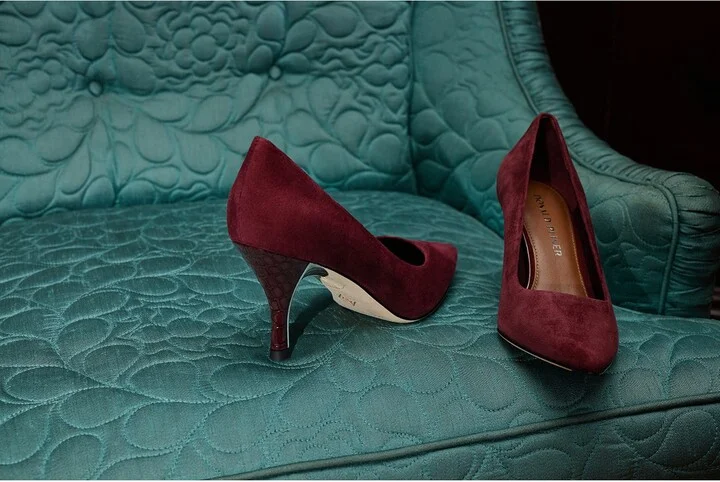 Elexa Pointed Toe Pump - Image 10