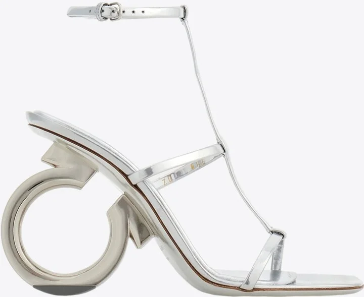 Elina 105 Sandals in Patent Leather