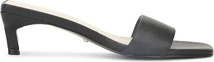Elisheva Sandal
