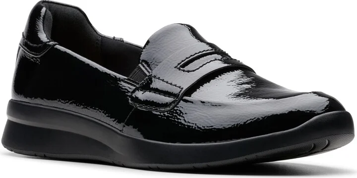 BLACK CRINKLE PATENT