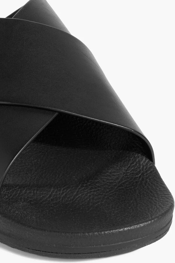 Embossed leather sandals - Image 4