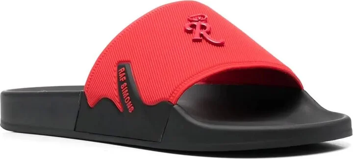Embossed-Logo Sliders - Image 2