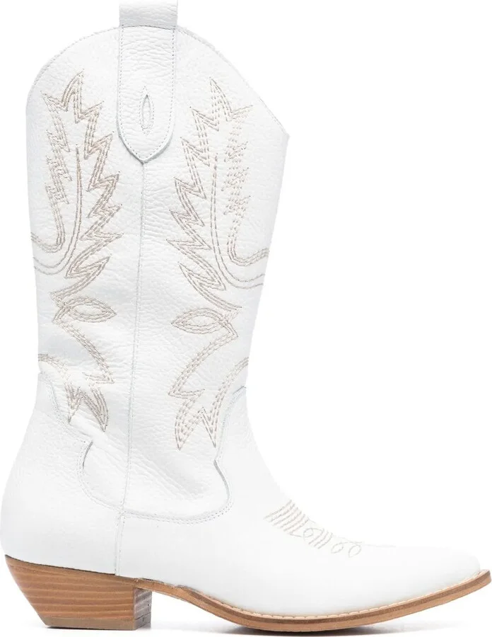 Embroidered-Design Texan Boots