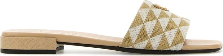 Embroidered Fabric Slippers
