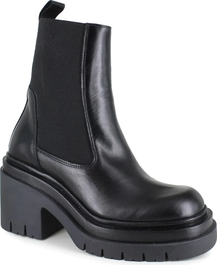 Emery Chelsea Boot