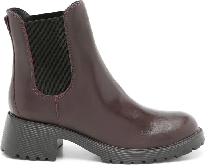 Emil 55mm side-panel chelsea boots