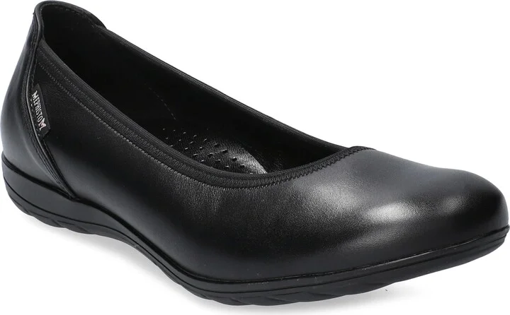 Black/ Black Leather