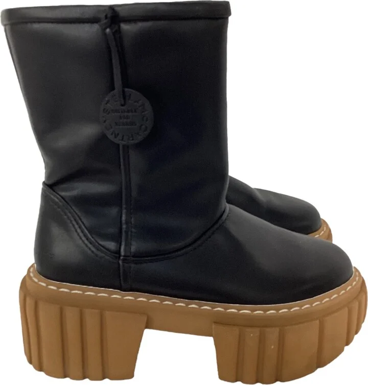 Emilie Teddy Platform Boots In Black Leather