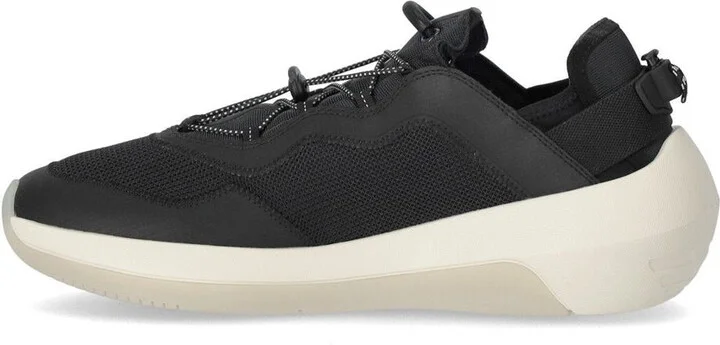 Emporio Armani Travel Essential Black Sneaker - Image 3