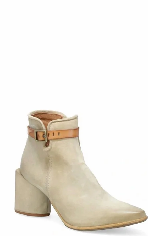 Ender Ankle Boot In Taupe