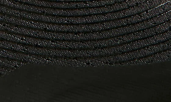 Endurance Trail Running Shoe - Image 7
