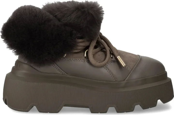 Endurance Trekking boots