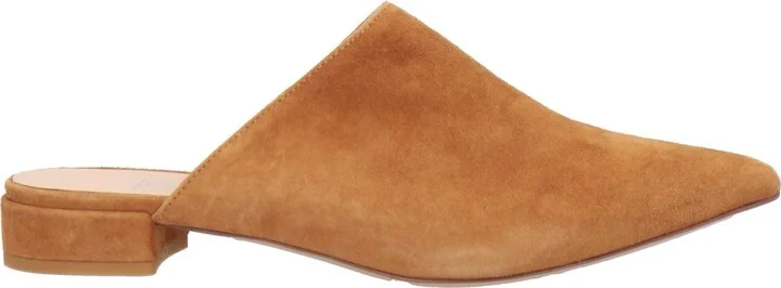 Entourage Woman Mules & Clogs - Image 3
