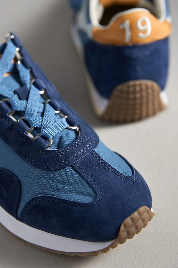 Equipe Canvas Sneakers - Image 3