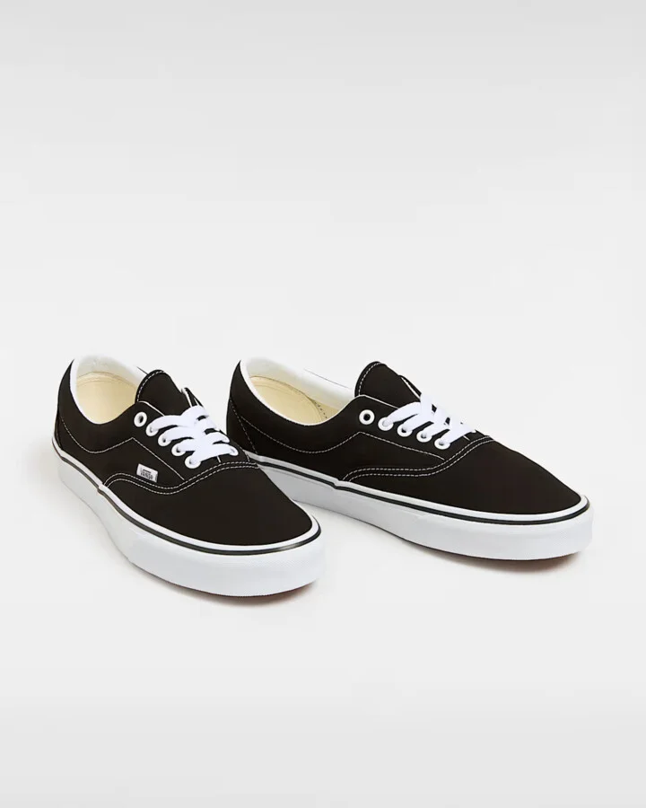 Era VN000EWZBLK Sneaker Mens Black White Canvas Skateboard Shoes GBNC481 (Black,5)