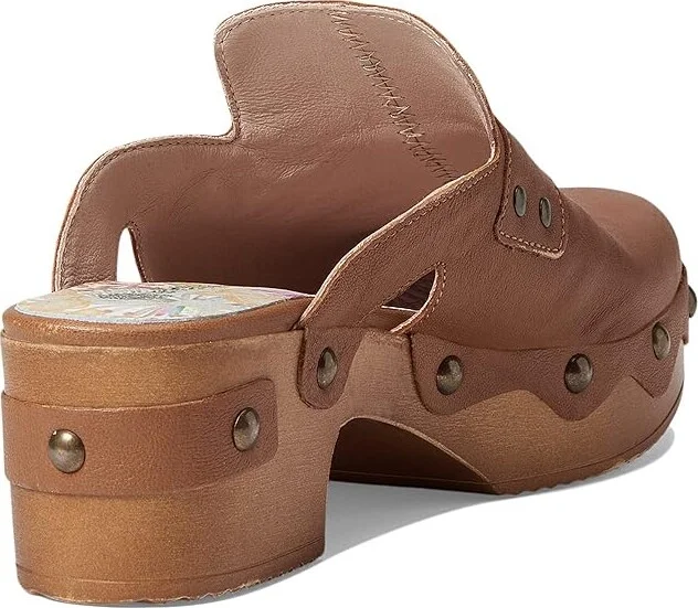 Eric Michael Delphi Women's Clog Shoes Cognac : EU 37 (US Women's 6.5-7) M (B), Leather - Image 4