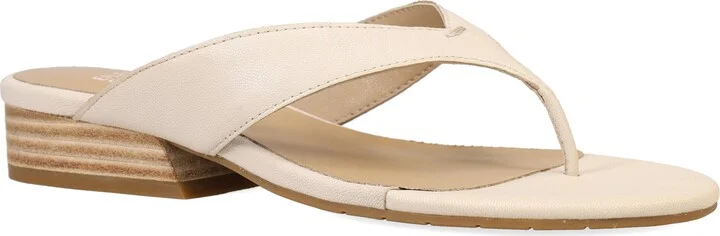 Erika Sandal