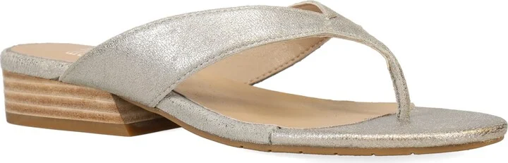 Erika Sandal
