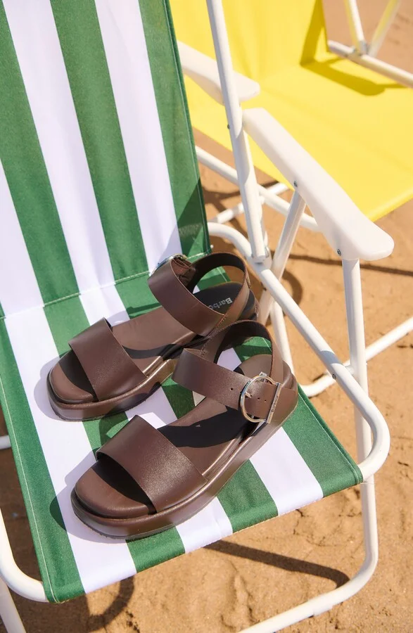 Erin Sandal - Image 9