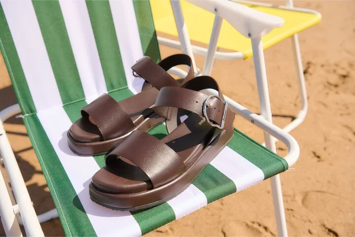 Erin Sandal - Image 10
