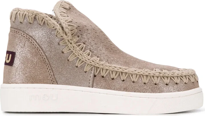 neutrals