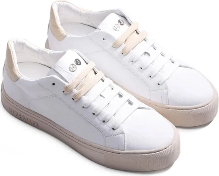 Essence Cloud logo-embellished sneakers