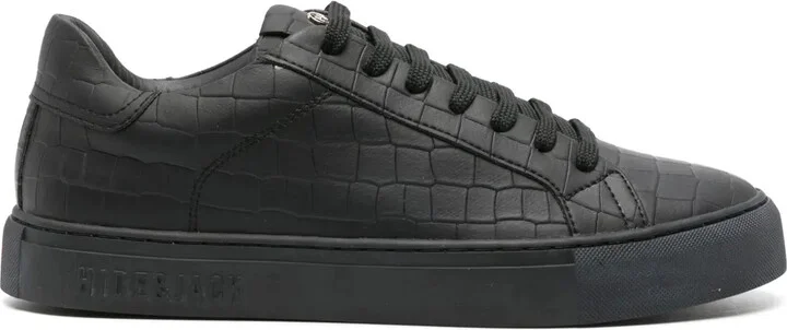 Essence Croco sneakers