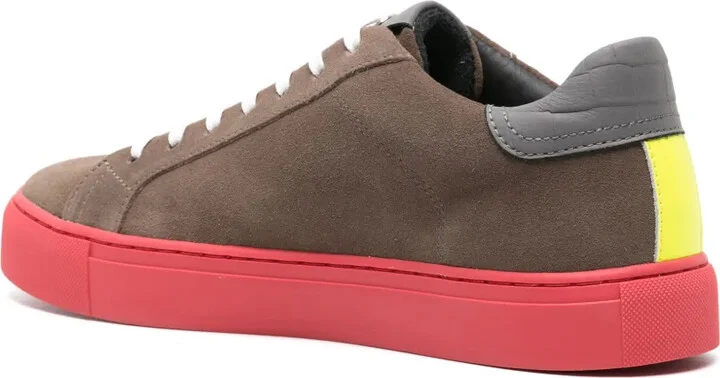 Essence Oil sneakers - Image 3