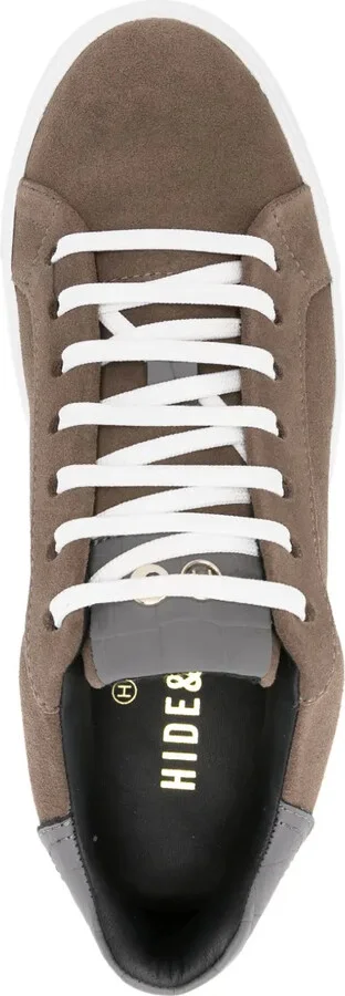 Essence Oil sneakers - Image 4