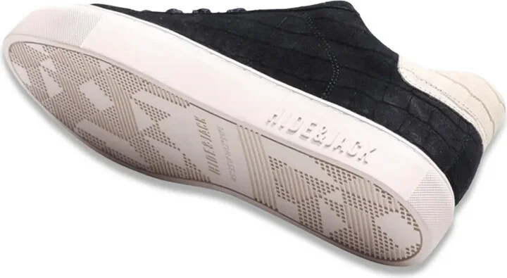 Essence quilted low-top sneakers - Image 3