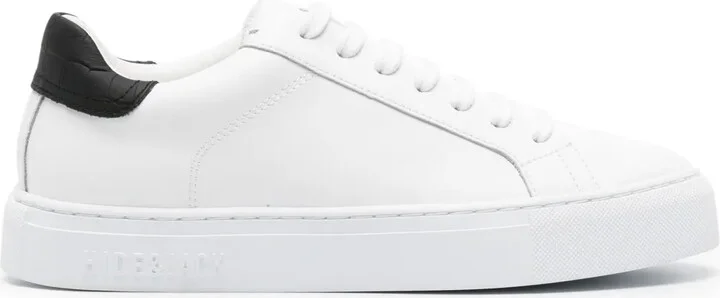 Essence Sky sneakers
