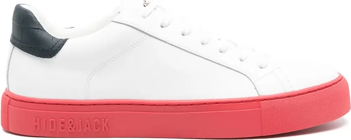 Essence Sky sneakers