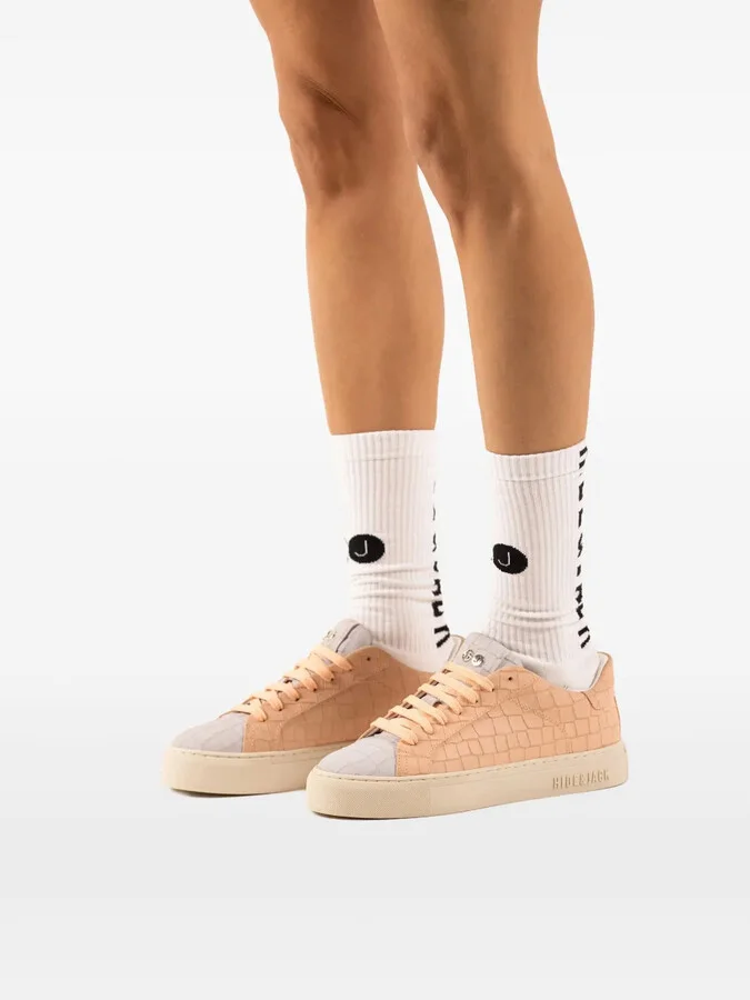 Essence sneakers - Image 5