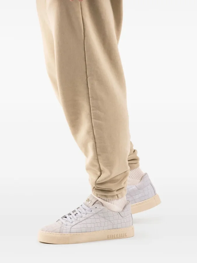 Essence sneakers - Image 5