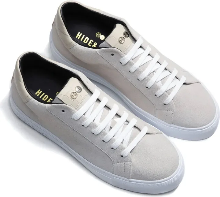 Essence sneakers - Image 2