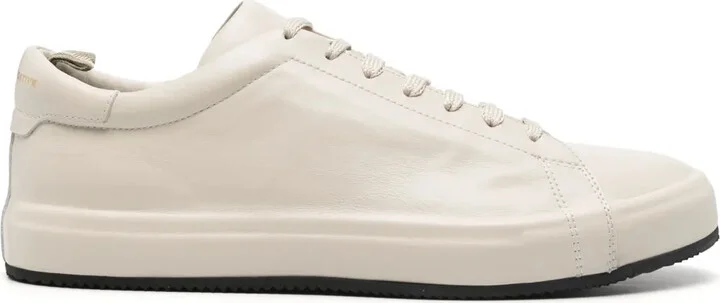Essence sneakers