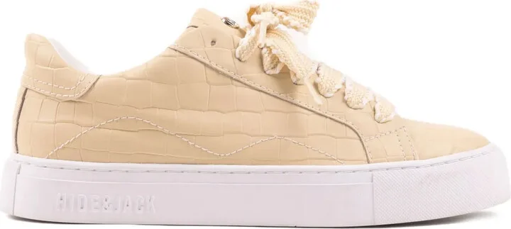 Essence sneakers