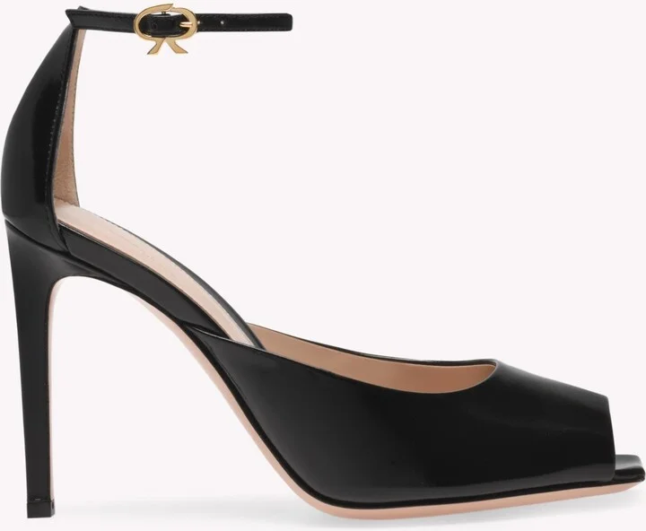 Ethel Sandal