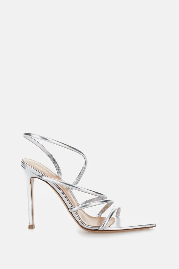Ettie Sandal