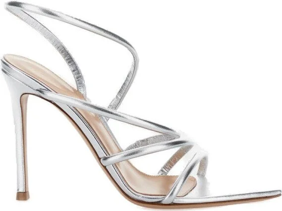 Ettie Sandal