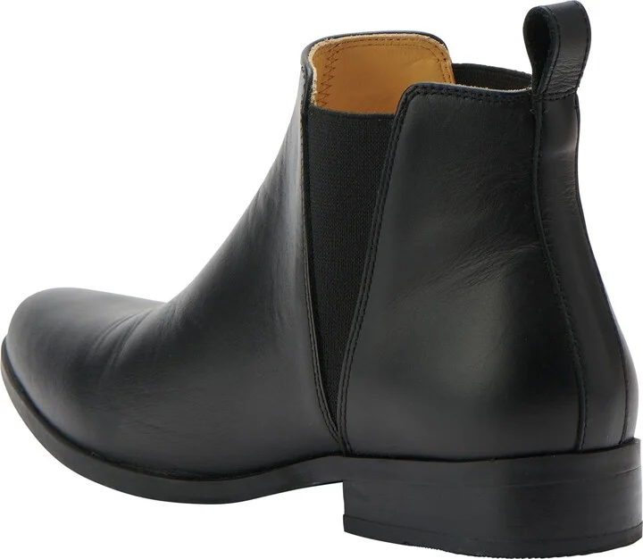 Eva Everyday Chelsea Boot - Image 2