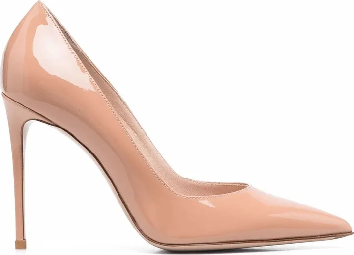 Eva patent leather pumps