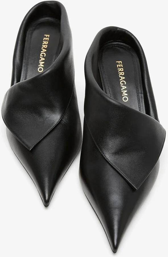 Eva soft black leather pumps - Image 4