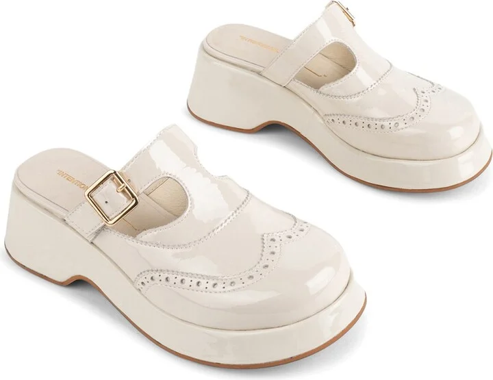 Everclear Slip On Mule-White