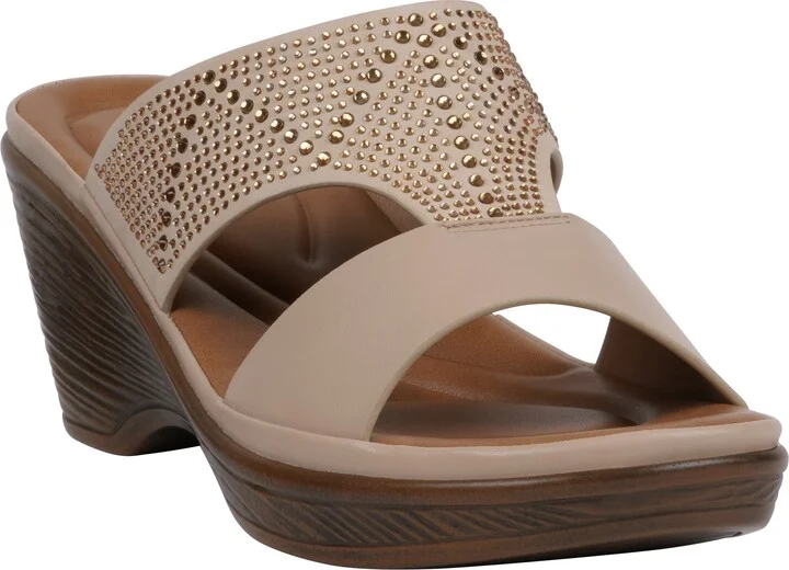 Everi Wedge Sandal