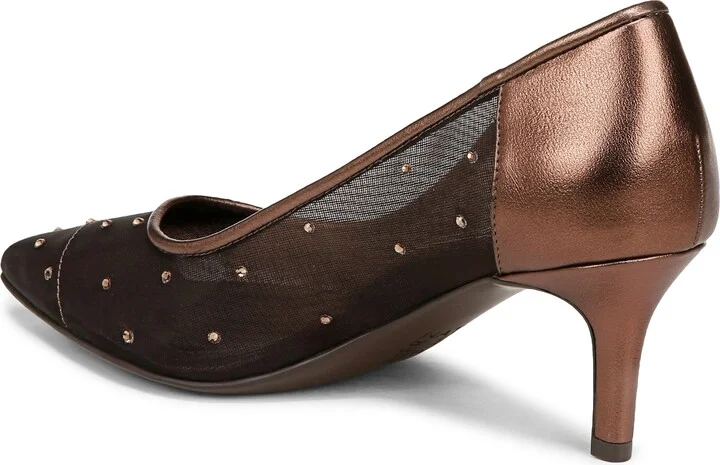 Everly Pointed Toe Pump - Image 11